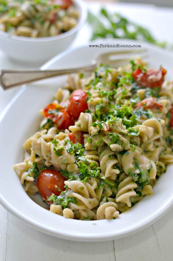 Vegetarian Pasta Salad With Beans
 Easy Vegan Creamy Pasta with Kale Fork and Beans