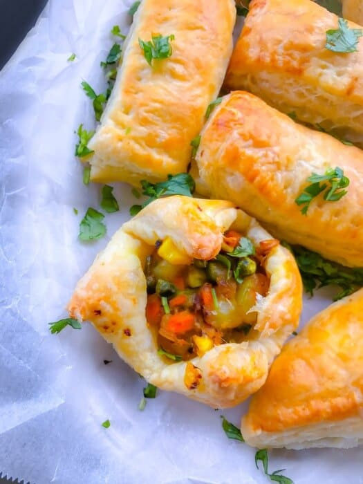 Vegetarian Pastries Recipes
 Quick Ve able Puff Recipe Indian Curry Puff currypuff