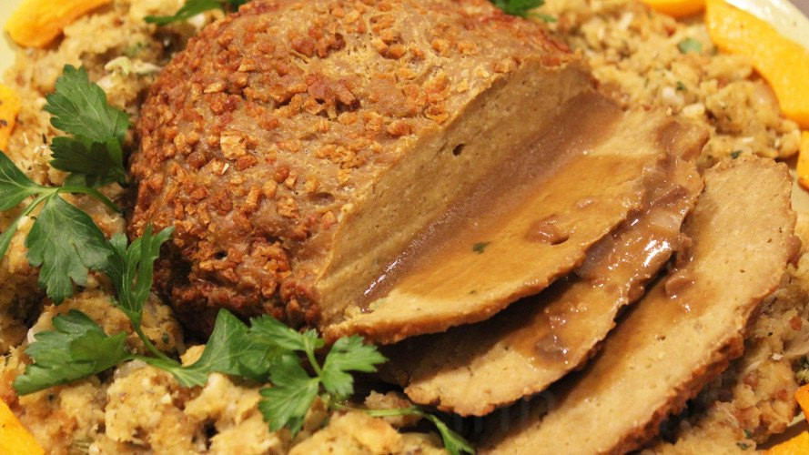 Vegetarian Thanksgiving Protein
 6 Vegan and Ve arian Turkey Alternatives for