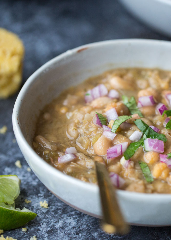 Vegetarian White Chili
 20 Minute Ve arian White Bean Chili Kitchen Treaty