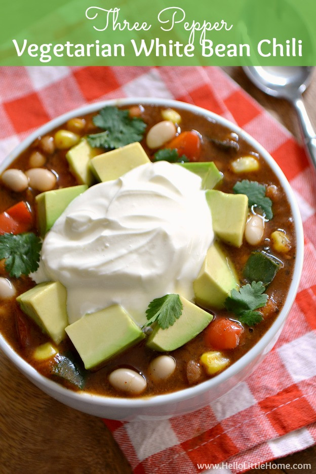 Vegetarian White Chili
 Ve arian White Bean Chili