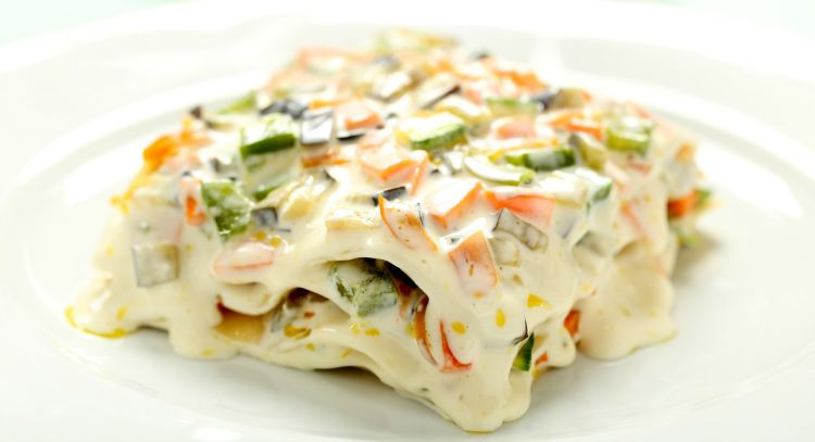 Vegetarian White Lasagna
 Get Crocked – Slow Cooker Veggie Lasagna with Alfredo