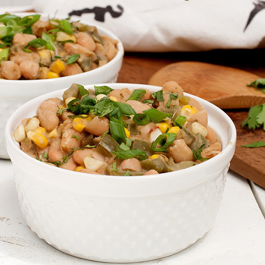 White Bean Chili Vegetarian
 Ve arian White Bean ChiliRecipe