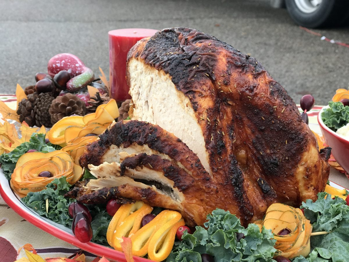 Albertsons Thanksgiving Dinners
 Albertsons Customers Donate 2 616 Full Turkey Dinners To