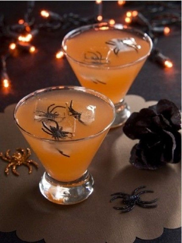 Alcoholic Halloween Drinks
 Top 10 Alcoholic Halloween Cocktails