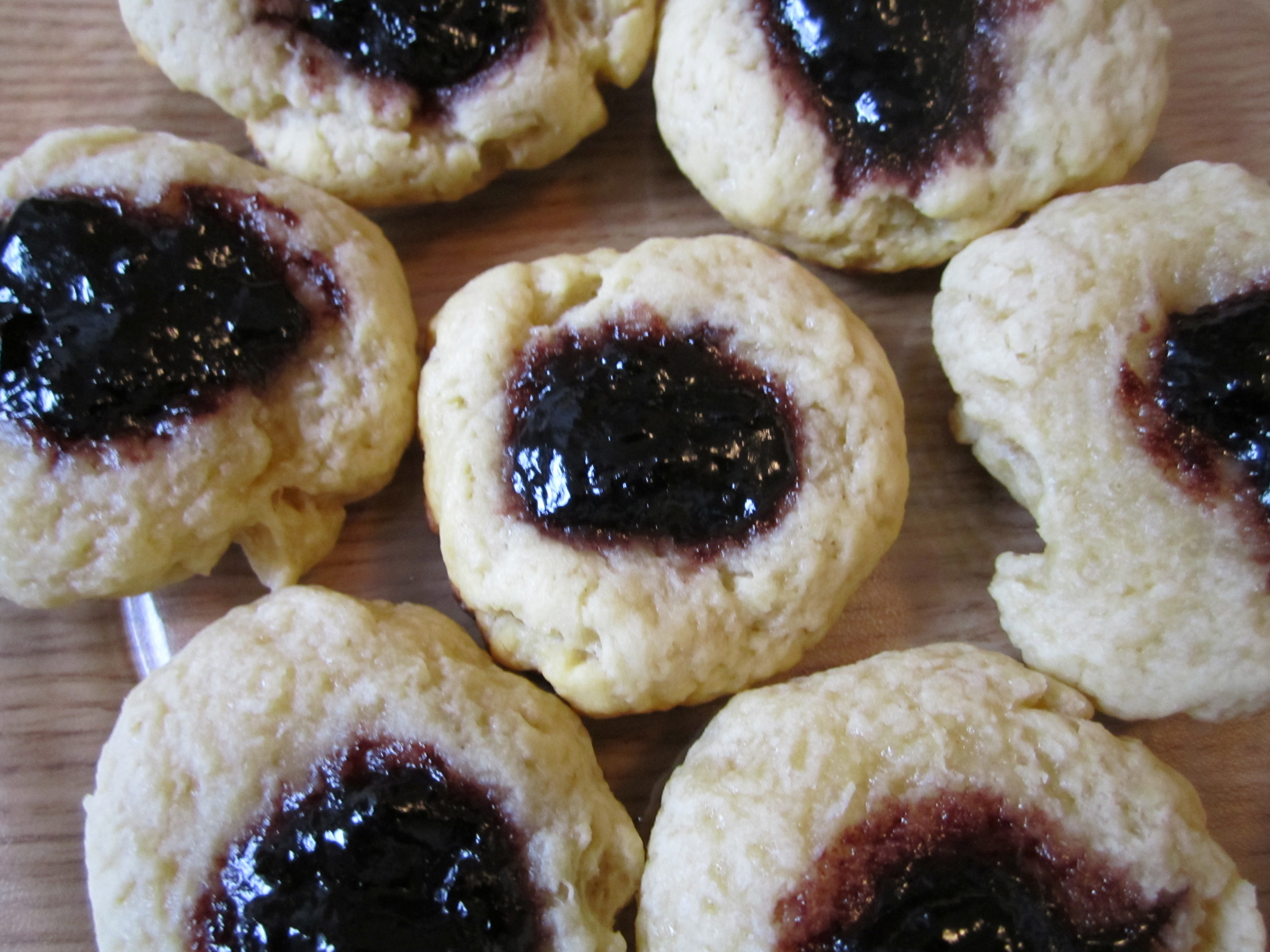 500 Abarth Austrian Jelly Cookies Austrian Jam Cookies Recipe Allrecipes Com Not Only Do These Cookies Look Colorful And Scrumptious But They Taste Completely Irresistible
