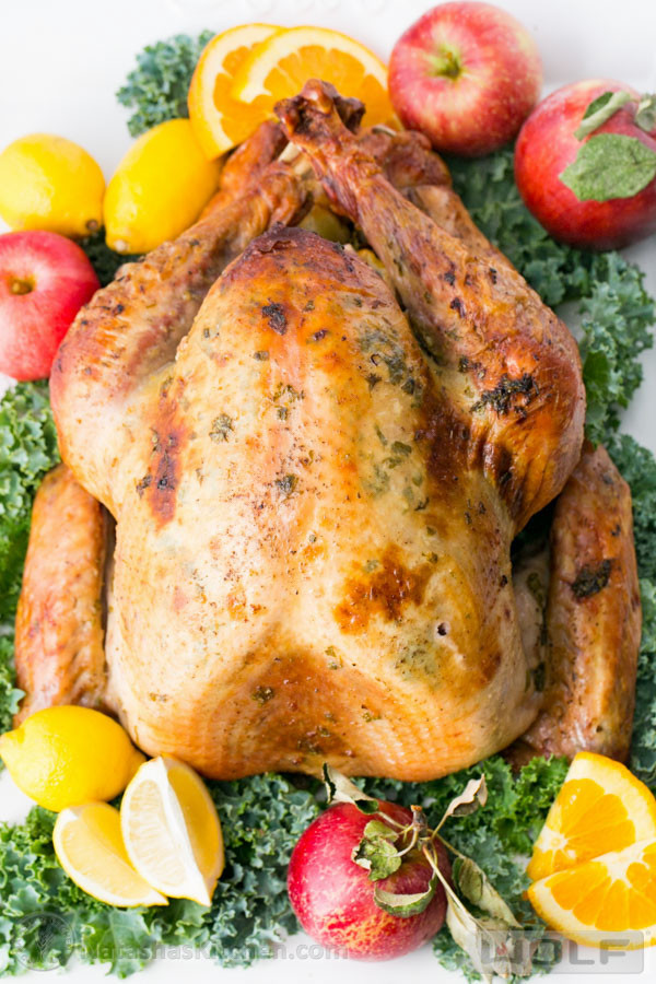 Bake Turkey Recipe For Thanksgiving
 Favorite Thanksgiving Recipes The Crafting Chicks