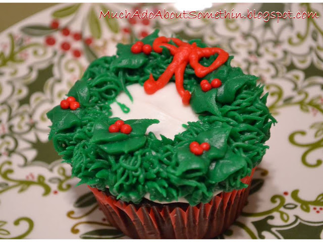 Buttercream Christmas Cakes
 Much Ado About Somethin Cake Decorating How To