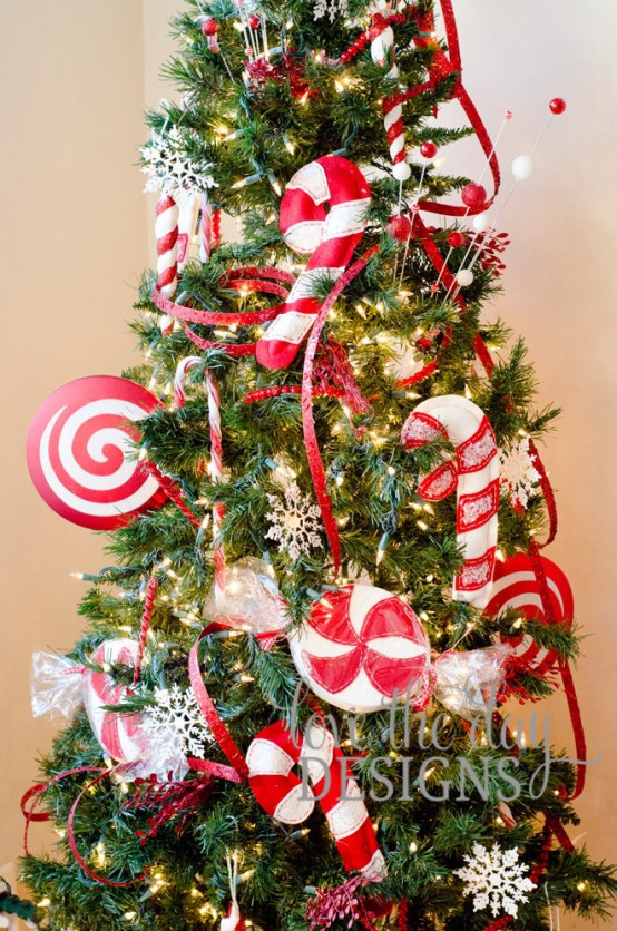 Candy Cane Christmas Tree Decorations
 25 Fun Candy Cane Christmas Décor Ideas For Your Home