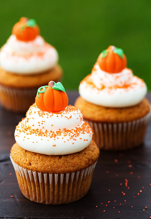 Cheap Thanksgiving Desserts
 Cinnamon Pumpkin Cupcake – Best Cheap Easy Thanksgiving