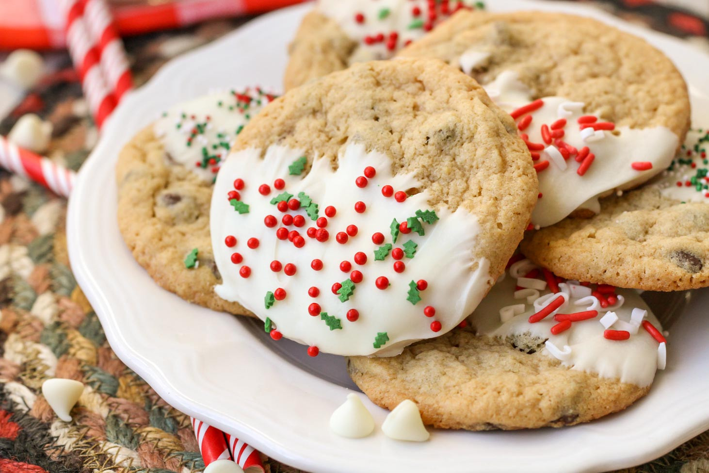 Chocolate Chip Christmas Cookies
 Christmas Chocolate Chip Cookies Beyond Easy To Make