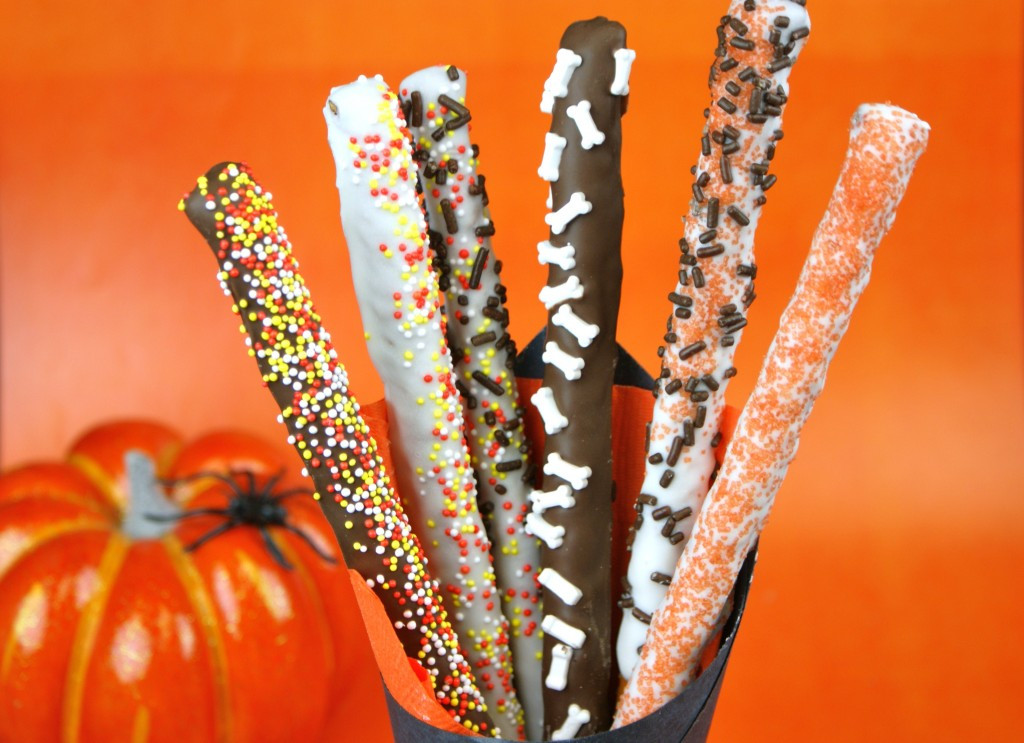 Chocolate Dipped Pretzels For Halloween
 This one’s for you Pumpkin 5 Homemade Halloween Sweets