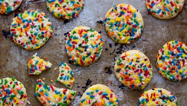 Christmas Butter Cookies With Sprinkles
 1000 ideas about Mexican Cookies on Pinterest