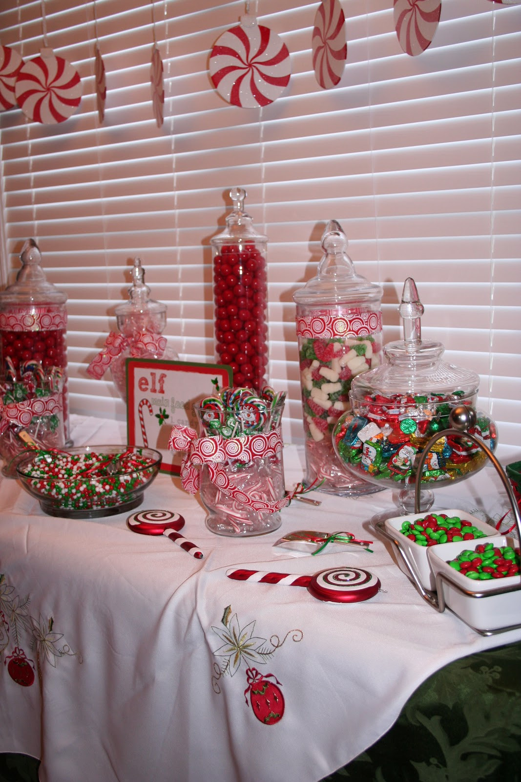 Christmas Candy Buffett
 Classic Events By Kris Christmas Candy Buffet
