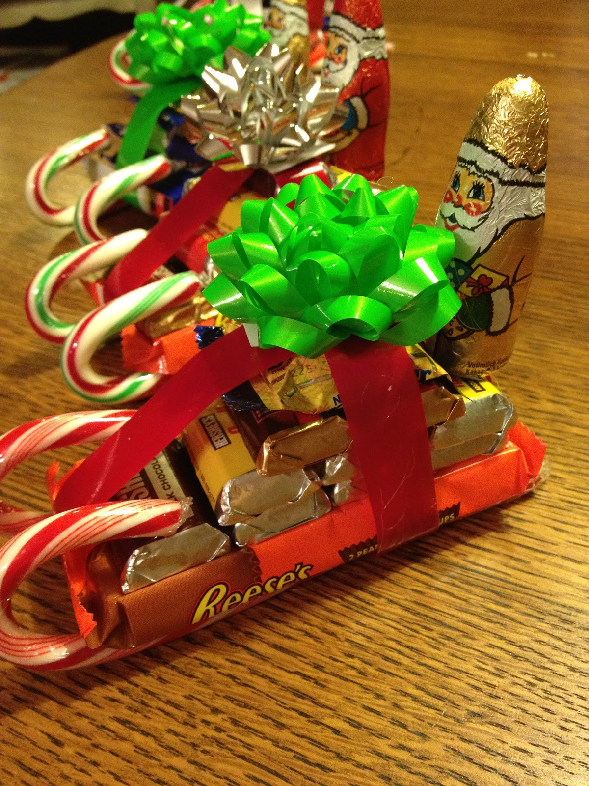 Christmas Candy Sleighs
 French Hen Farm gentlemen art your engines