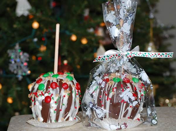 Christmas Caramel Apples
 Holiday Chocolate Caramel Apples Recipe