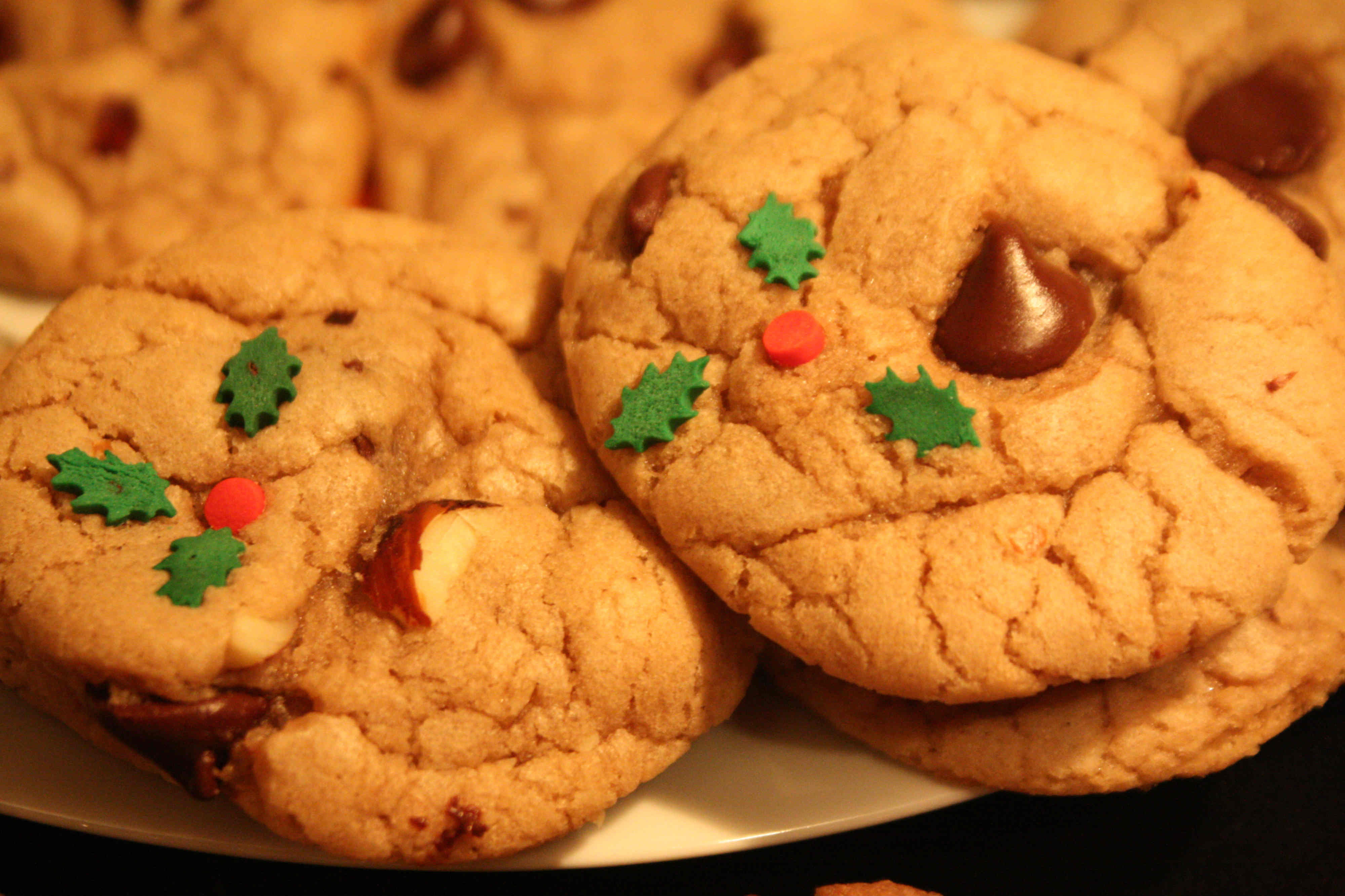 Christmas Chocolate Chip Cookies
 cookies on a stick