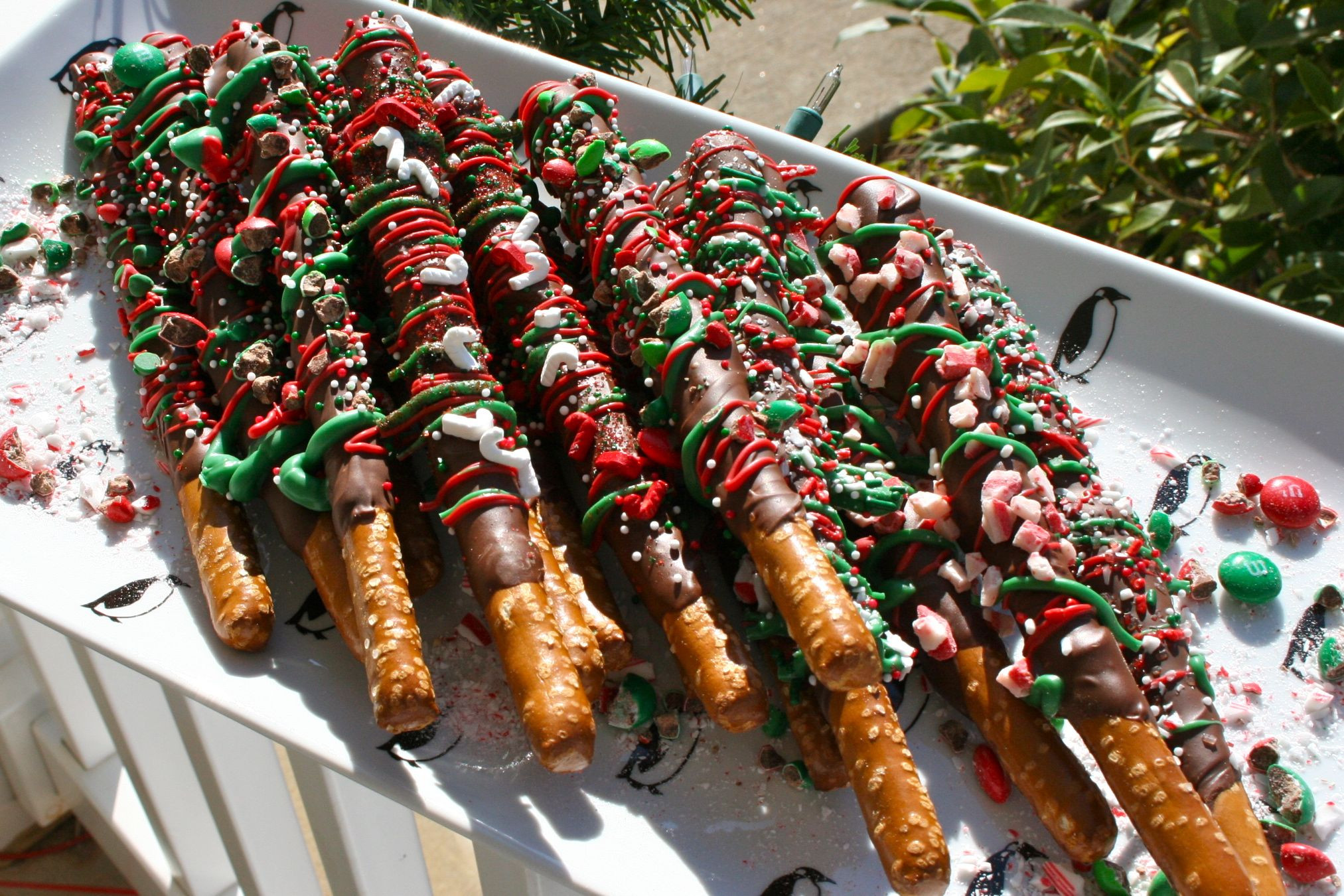 Christmas Chocolate Pretzels
 Holiday Bake Sale