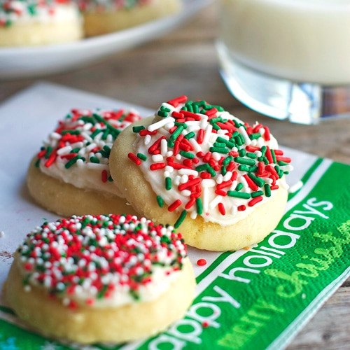 Christmas Cookie Icing Recipe
 Fluffy Sugar Cookies & Vanilla Frosting Pinch of Yum
