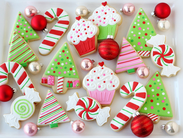Christmas Cookies Decorating
 Decorated Christmas Cookies – Glorious Treats