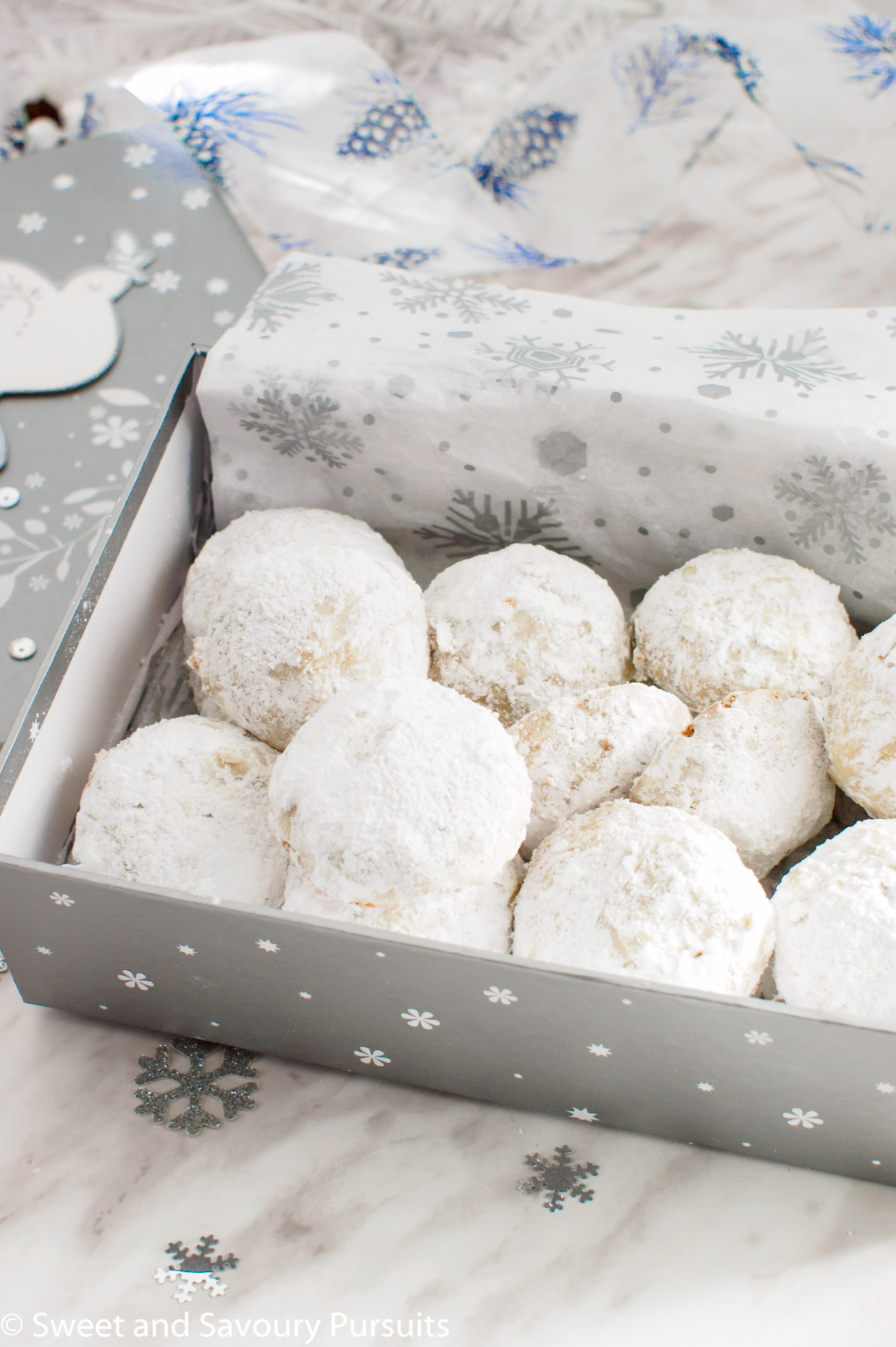 Christmas Cookies With Powdered Sugar
 Powdered Sugar Almond Cookies Sweet and Savoury Pursuits
