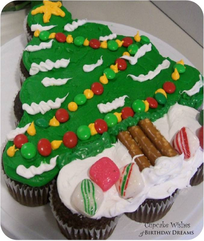 Christmas Cupcake Cakes
 Cupcake Wishes & Birthday Dreams Day 12 12 Days of