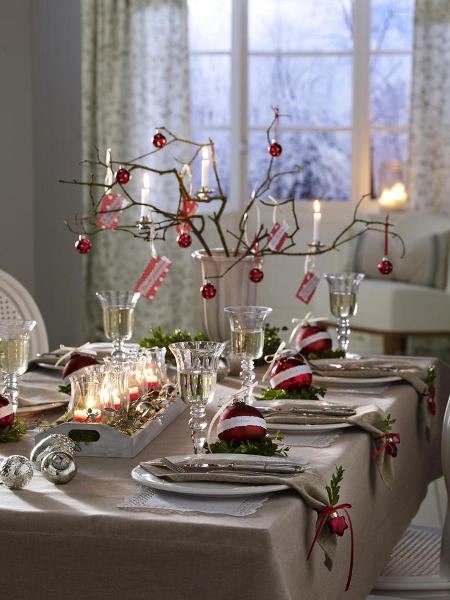 Christmas Dinner Table Decorations
 301 Moved Permanently