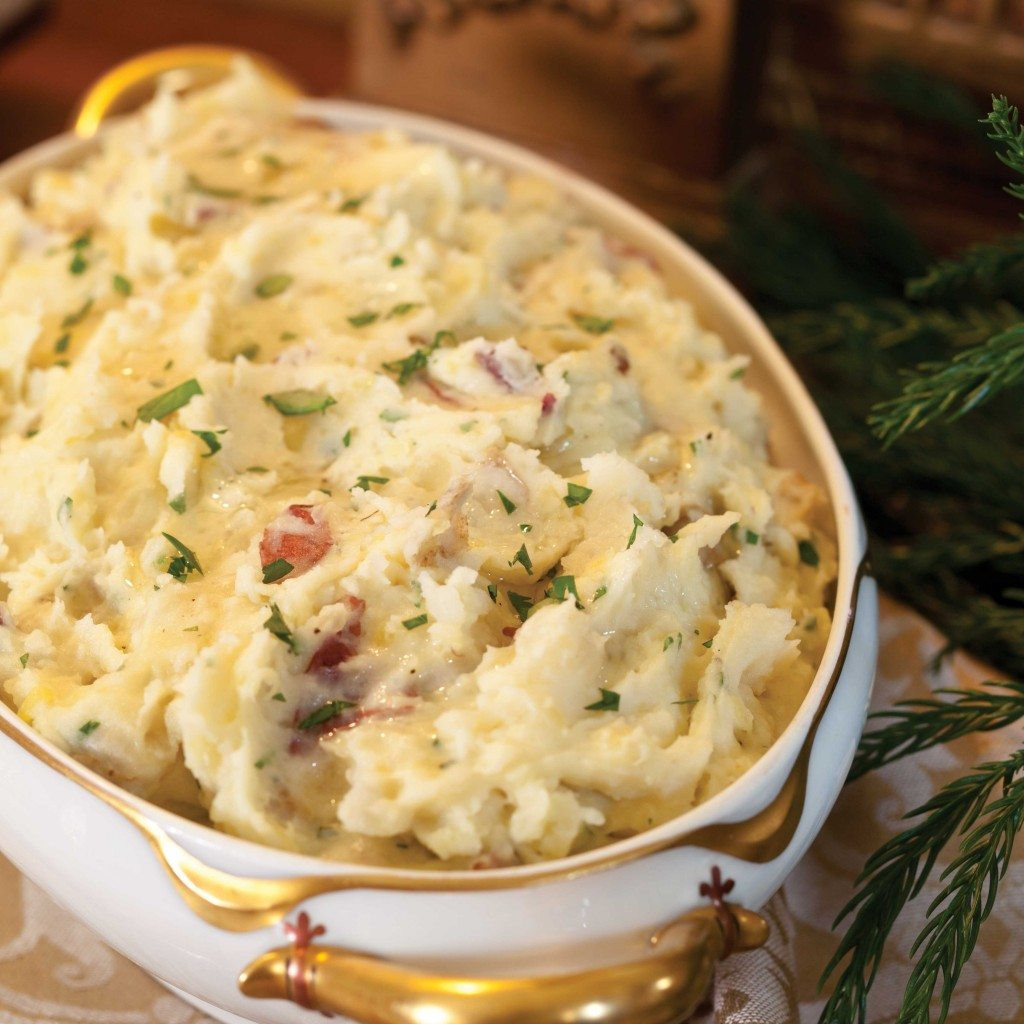 Christmas Mashed Potatoes
 22 Savory Mashed Potatoes Recipes to Whip Up for Your