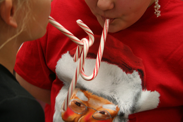 Christmas Minute To Win It Games Candy Cane
 11 Joyful Minute to Win It Christmas Games