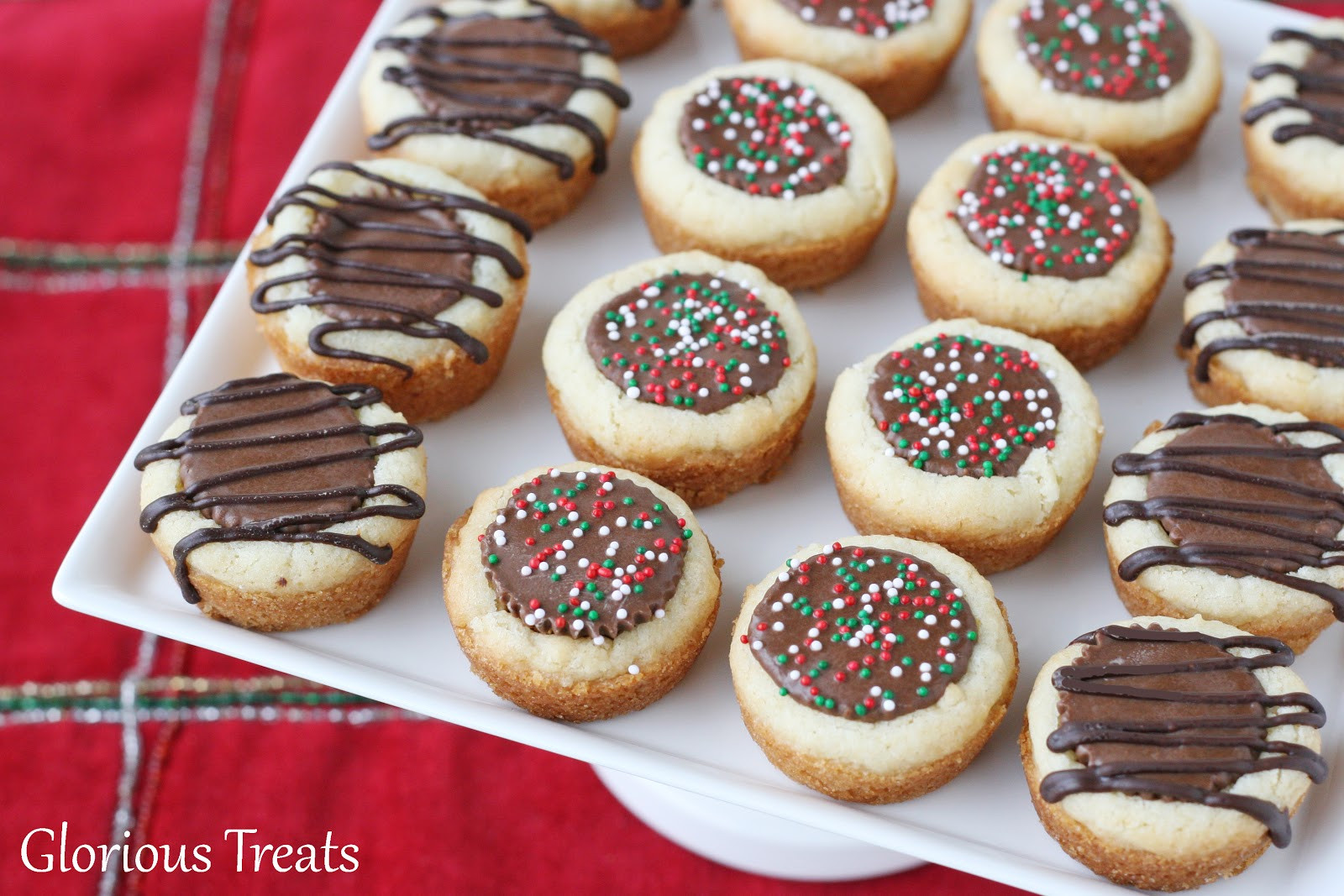 Christmas Peanut Butter Cookies
 25 more Christmas cookie exchange recipes