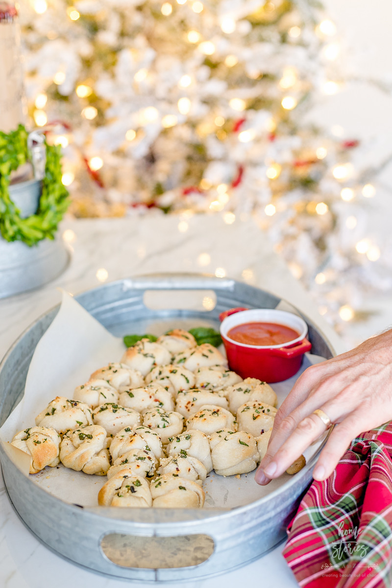 Christmas Pull Apart Bread
 Christmas Tree Pull Apart Bread Garlic Knots