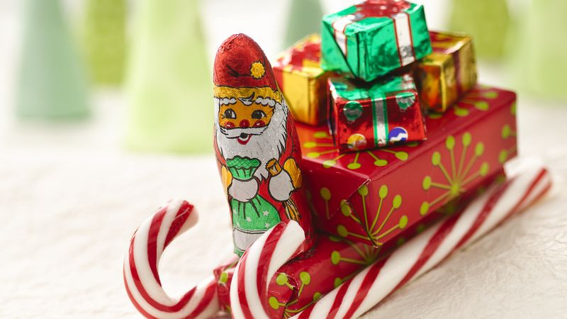 Christmas Sleigh Made Out Of Candy
 Santa s Candy Sleighs Recipe BettyCrocker