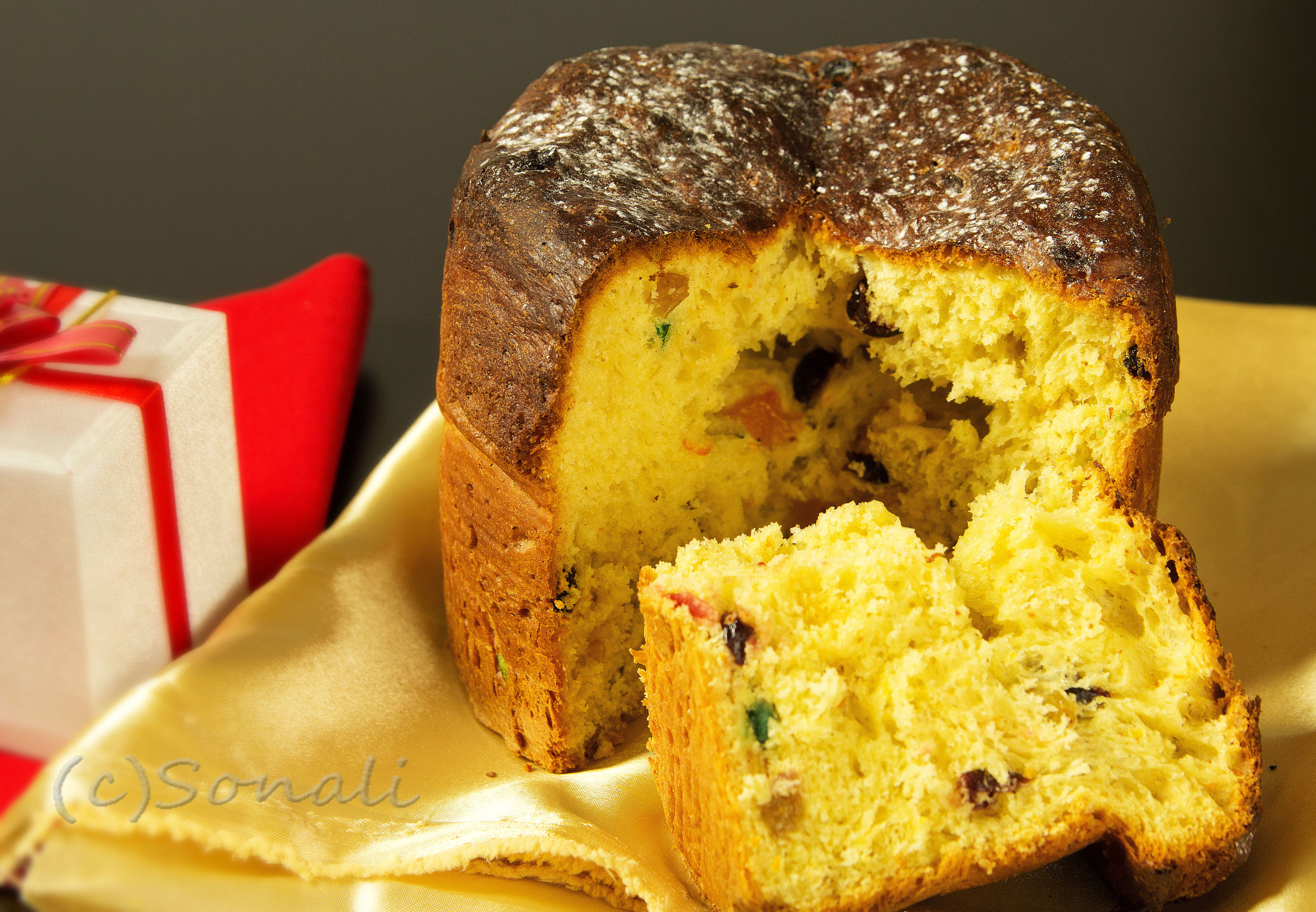 Christmas Sweet Bread
 Panettone Recipe — Dishmaps
