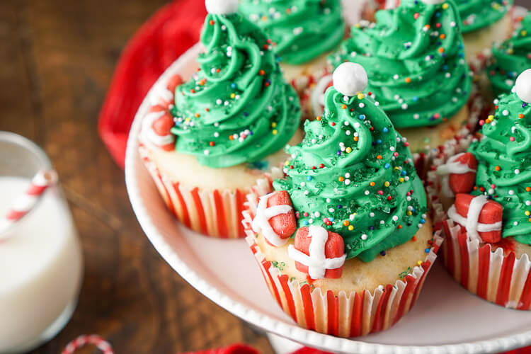 Christmas Tree Cupcakes
 Easy Christmas Tree Cupcakes