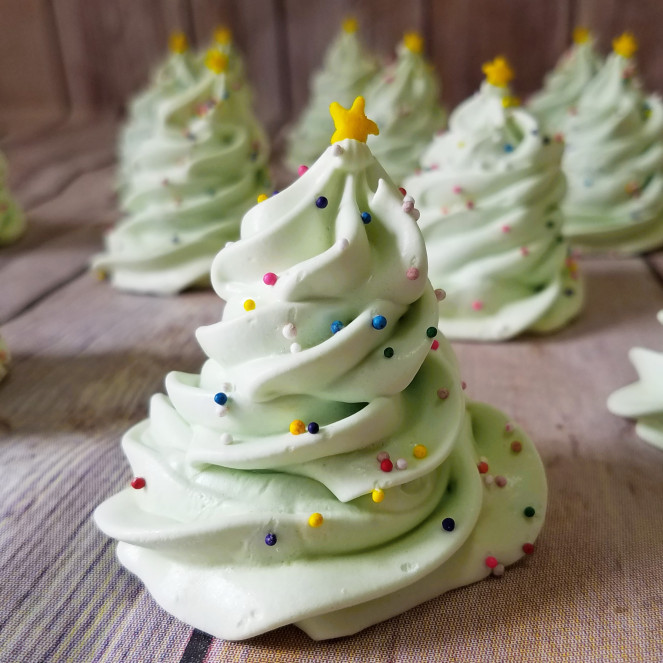 Christmas Tree Meringue Cookies
 Christmas Tree Meringue Cookies – Rumbly in my Tumbly
