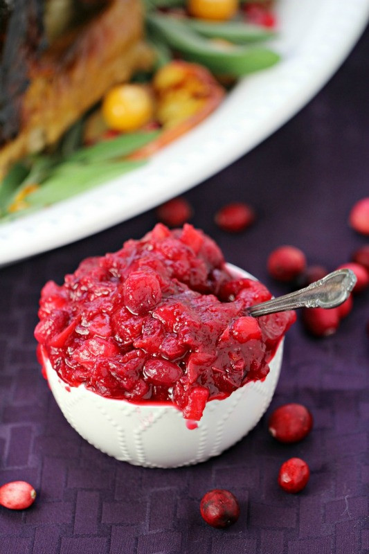 Cranberry Sauce Thanksgiving Side Dishes
 Thanksgiving Side Dishes your Guests will LOVE Giggles