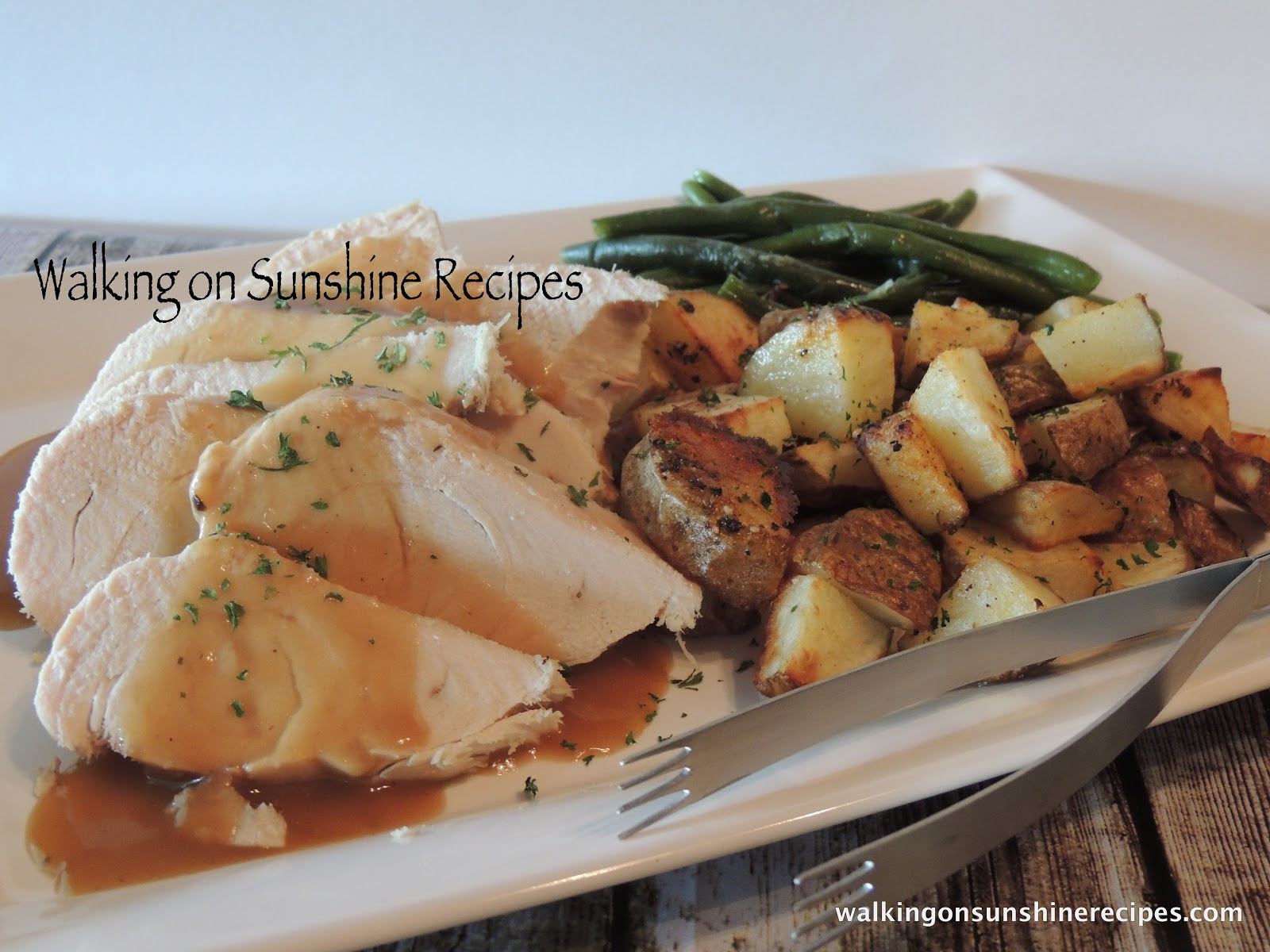 Crock Pot Thanksgiving Turkey
 Roast Turkey in the Crock Pot Walking on Sunshine