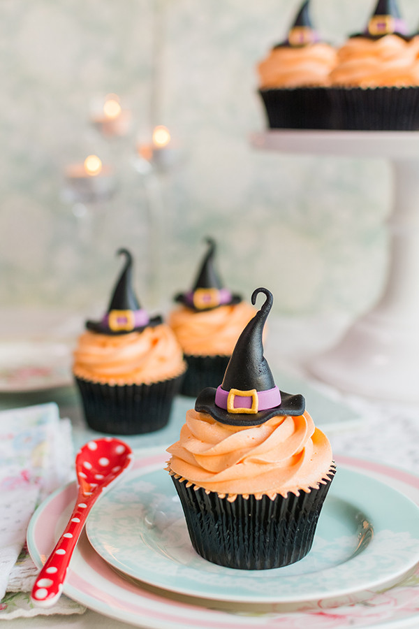 Cupcakes Para Halloween
 Vdeo receta cupcakes sombrero de bruja para Halloween