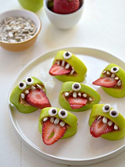Cute Halloween Desserts
 Halloween Party Snacks and Spooky Desserts You Can