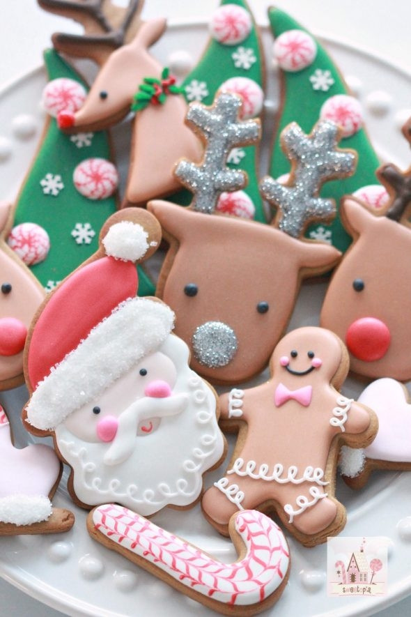 Decorating Christmas Cookies With Royal Icing
 Video How to Decorate Christmas Cookies Simple Designs