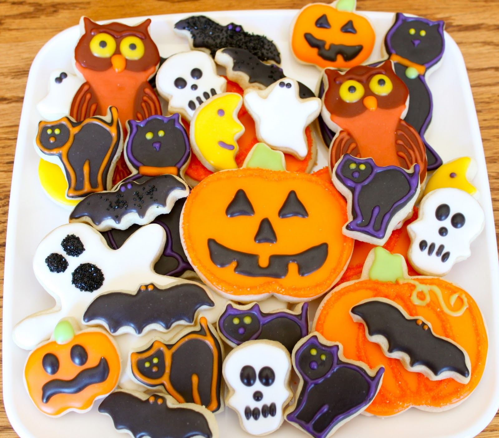 Decorating Halloween Cookies
 Teresa s Treat Shop Halloween Time