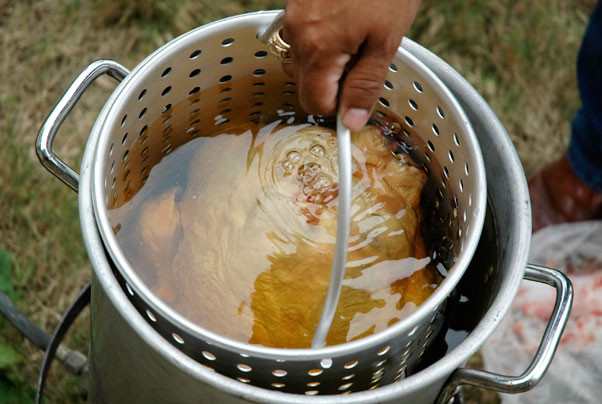 Deep Fried Turkey Thanksgiving
 Five Ways to Cook a Thanksgiving Turkey
