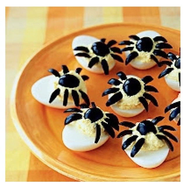 Deviled Eggs Spider Halloween
 Spider deviled eggs Halloween