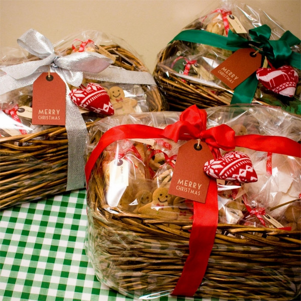 Diy Christmas Food Gifts
 Christmas basket ideas – the perfect t for family and