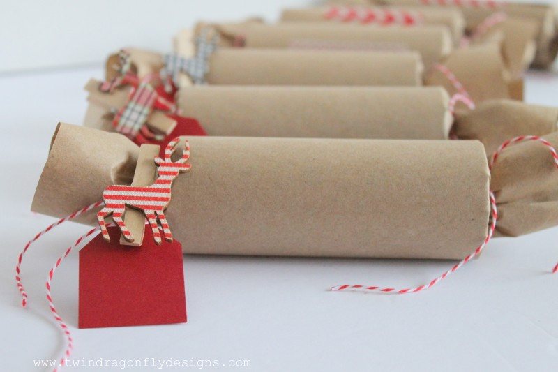 Do It Yourself Christmas Crackers
 DIY Holiday Cracker Dragonfly Designs