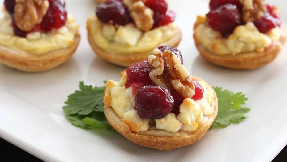 Easy Appetizers For Thanksgiving
 Make Ahead Thanksgiving Appetizers from Pillsbury