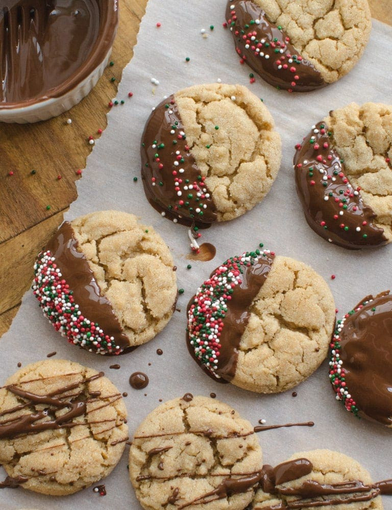 Easy Christmas Baking Recipies
 Peanut Butter Christmas Cookies