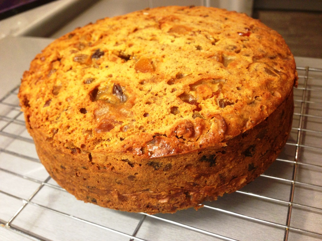 Easy Christmas Cake Recipe
 Tropical Christmas Cake with Coconut Icing