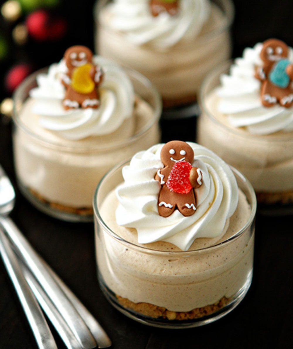 Easy Christmas Dessert
 Gingerbread Oreo No Bake Mini Cheesecakes