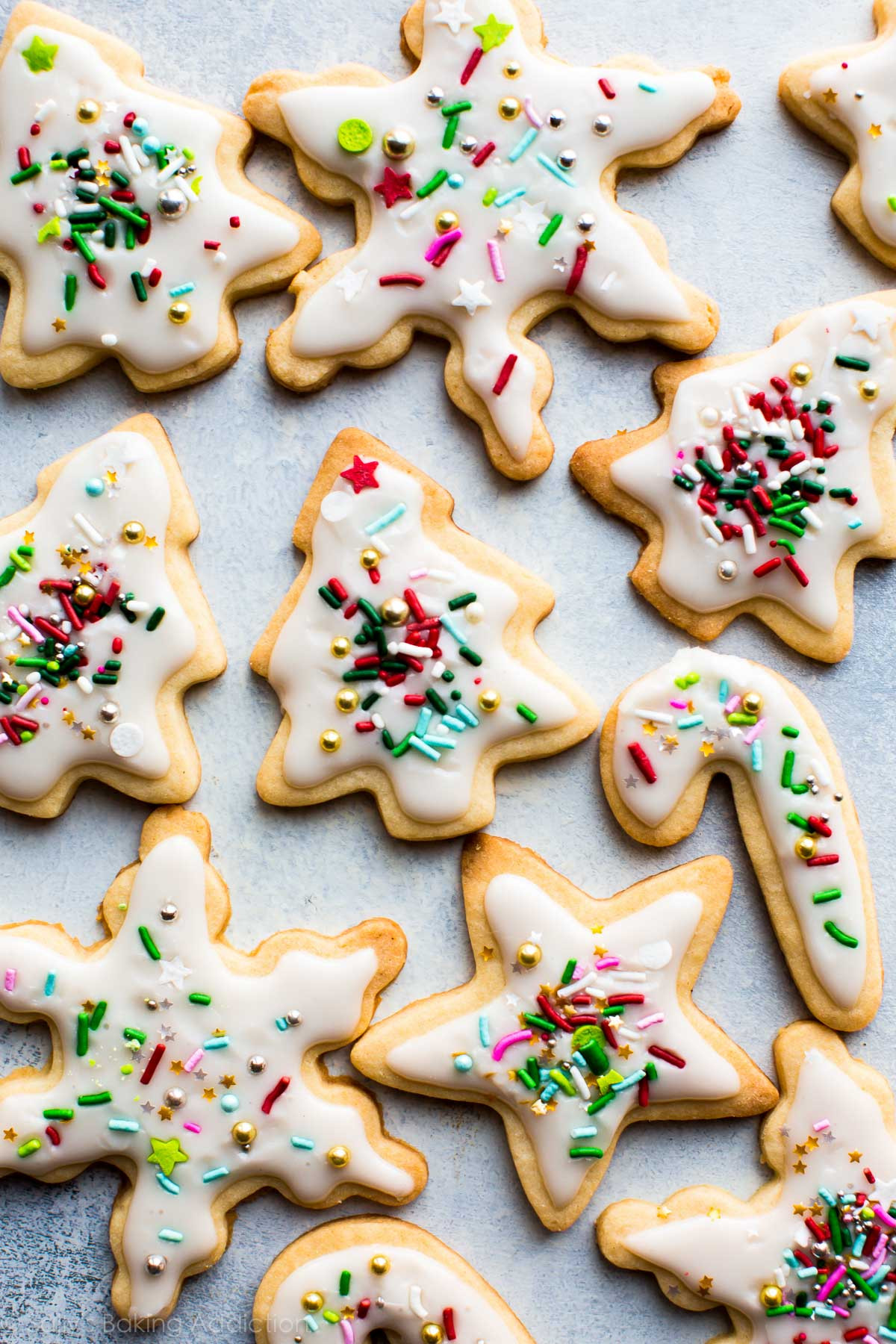 Easy Christmas Sugar Cookies Recipes
 Holiday Cut Out Sugar Cookies with Easy Icing Sallys